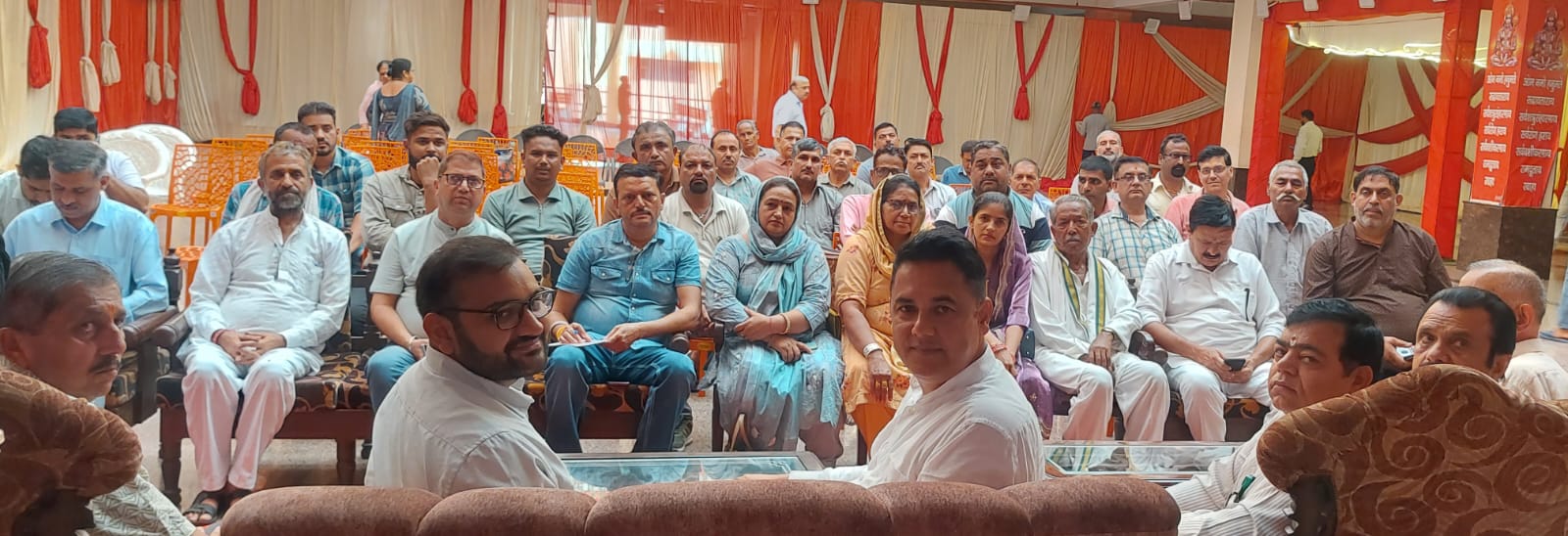 MLA Sudarshan Bablu held a meeting regarding the preparations for the Shravan Ashtami fair, gave necessary guidelines to the officials for the successful conduct of the fair.
